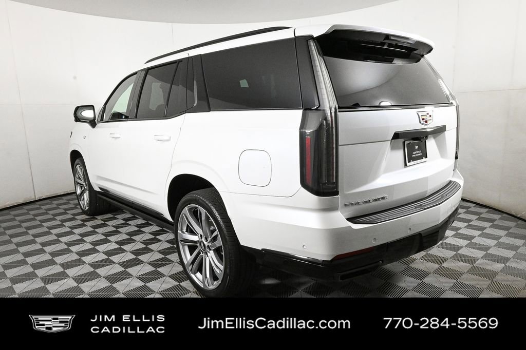 2025 Cadillac Escalade Sport photo 2