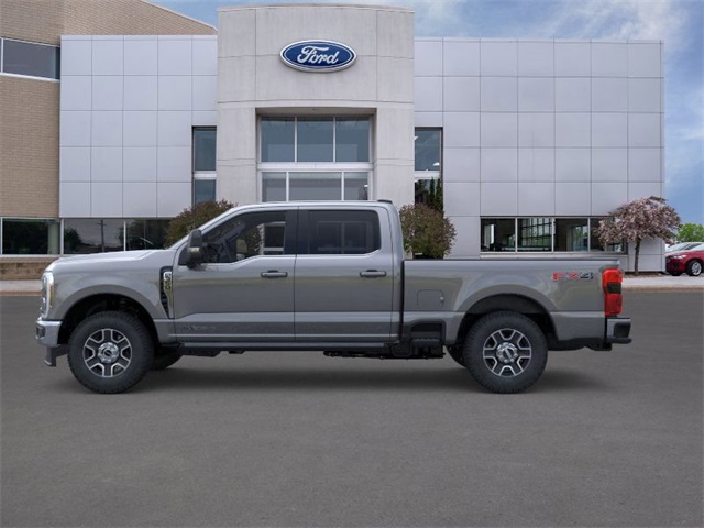 2026 Ford F-350 photo 3