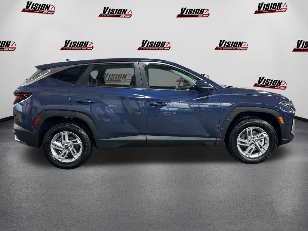 2026 Hyundai Tucson SE photo 4