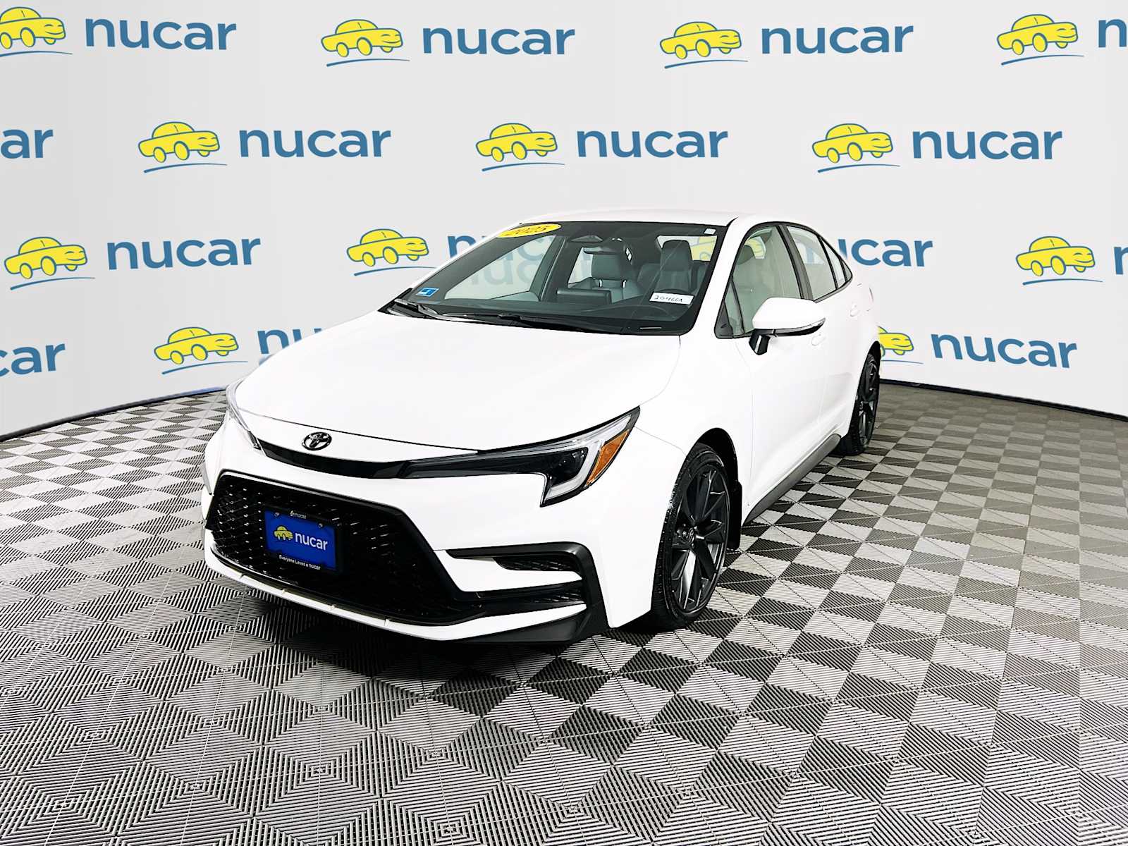 2025 Toyota Corolla SE photo 2