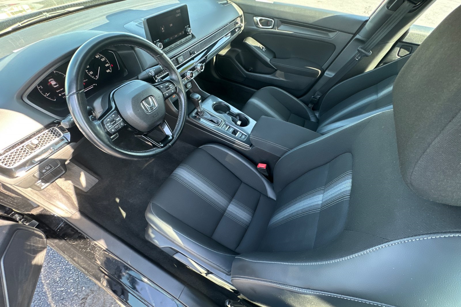 2022 Honda Civic Sport photo 10