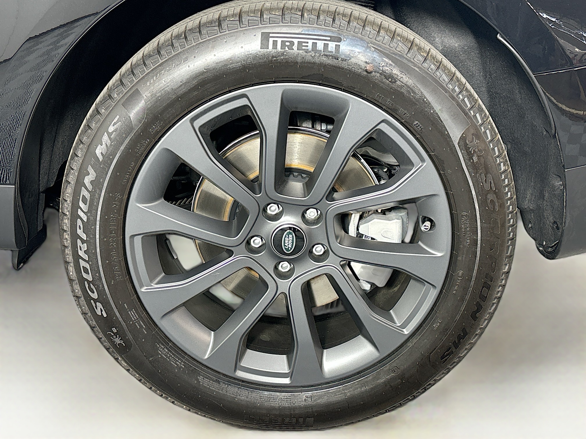 2025 Land Rover Range Rover Sport SE photo 26