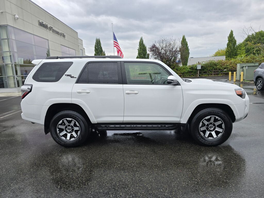 2023 Toyota 4Runner TRD Off-Road Premium photo 6