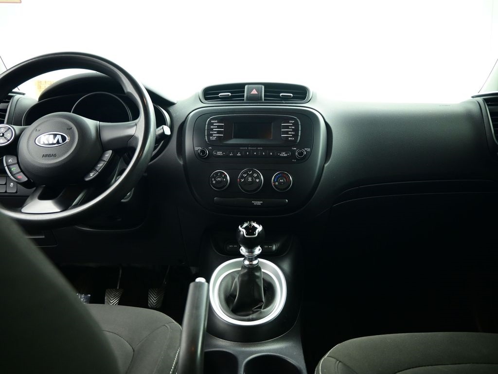 2015 Kia Soul Base photo 11