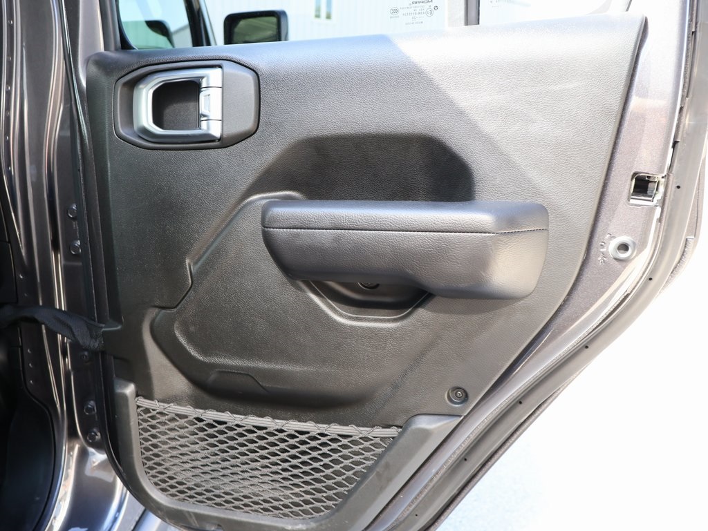 2024 Jeep Wrangler Rubicon 4xe photo 11