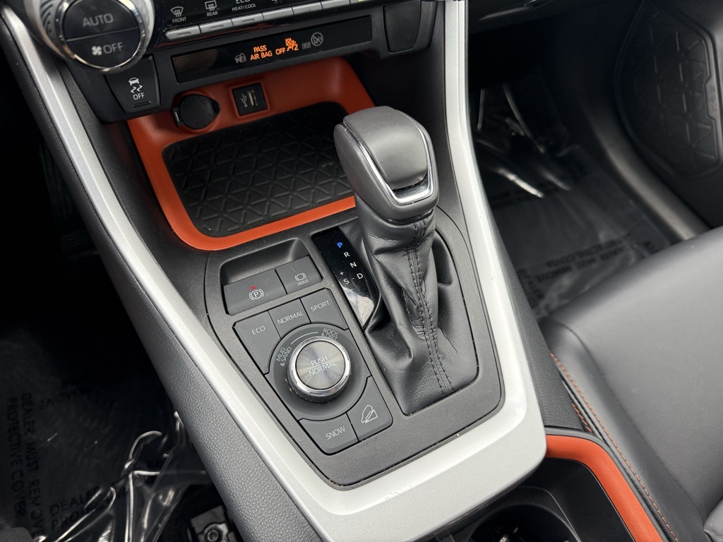2023 Toyota RAV4 Adventure photo 13
