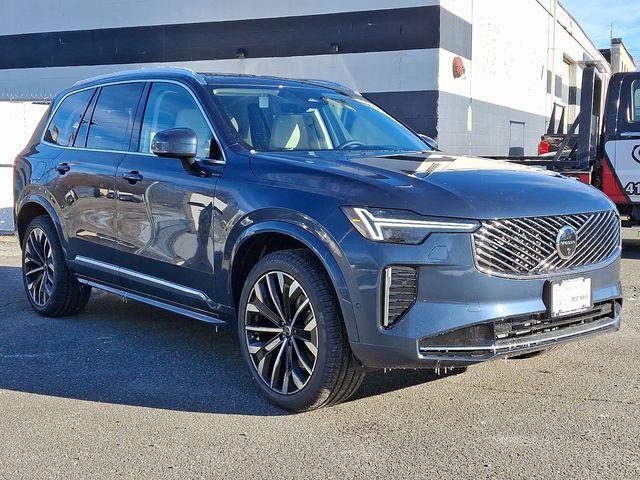 2025 Volvo XC90 photo 2