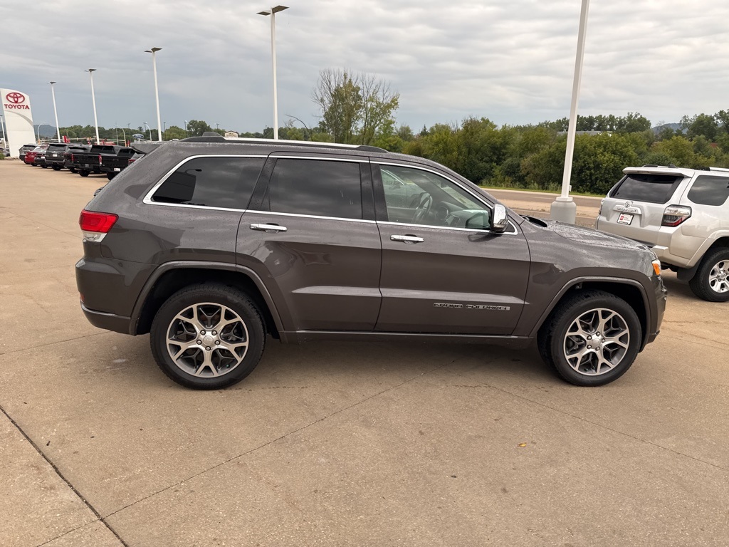 2020 Jeep Grand Cherokee Overland photo 4