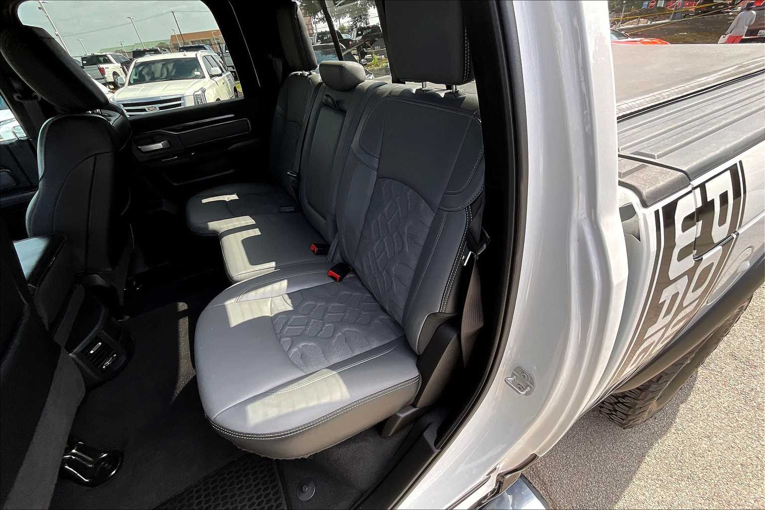 2020 Ram 2500 Power Wagon photo 17