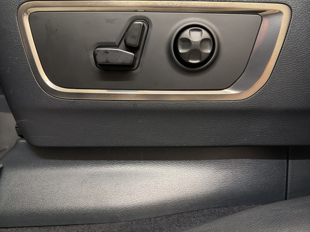 2019 Ram 1500 Limited photo 11