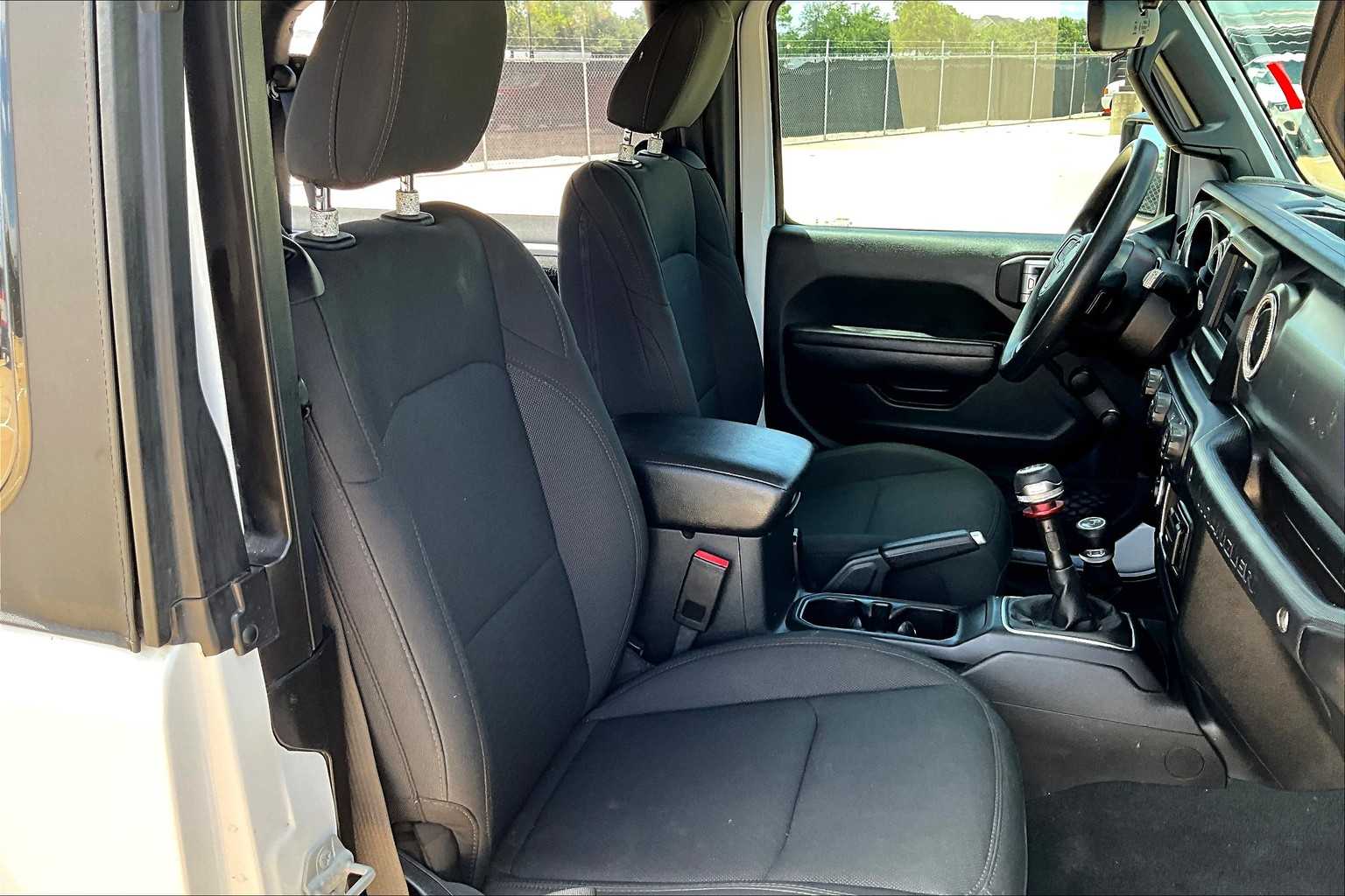 2022 Jeep Wrangler Sport photo 8