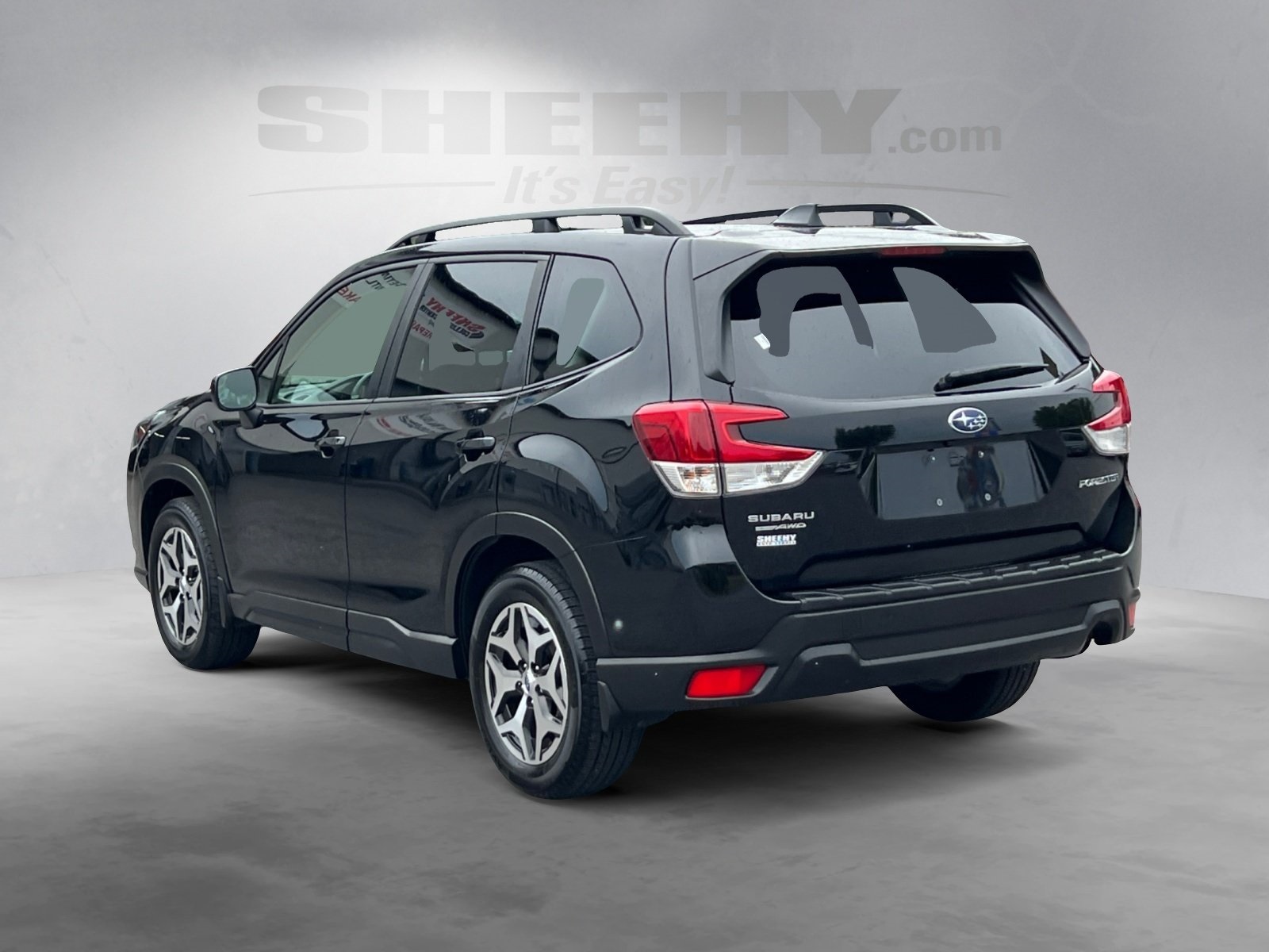 2023 Subaru Forester Premium photo 4