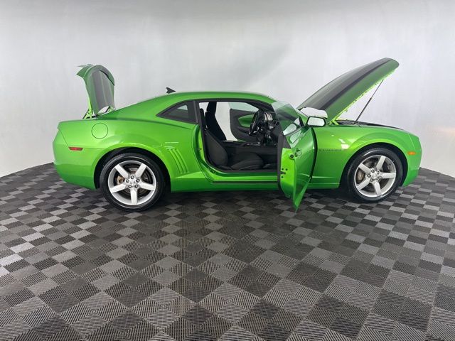 2010 Chevrolet Camaro 1LT photo 12