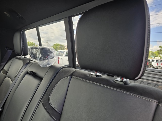 2025 Ram 2500 Laramie photo 24