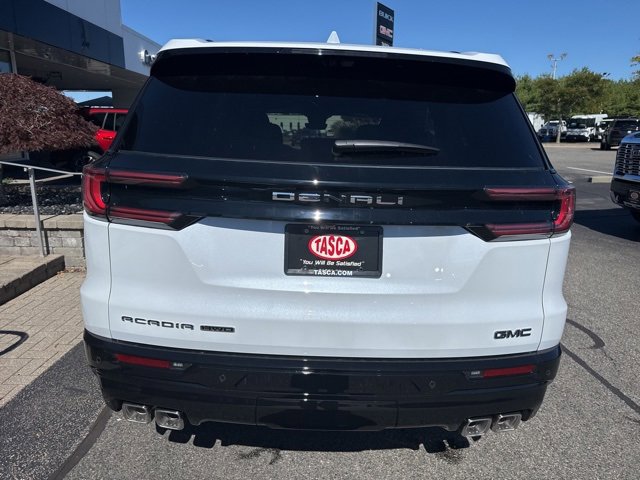 2026 Gmc Acadia Denali photo 5