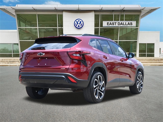 2025 Chevrolet Trax photo 3