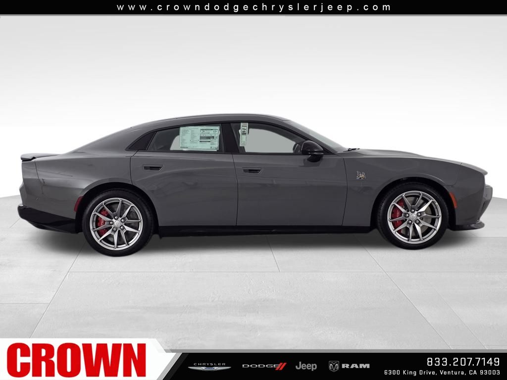2026 Dodge Charger Daytona Scat Pack AWD photo 4