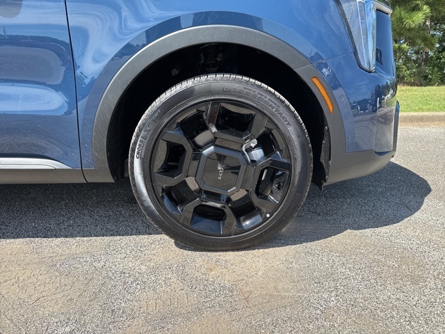 2025 Kia Sorento X-Line SX photo 3