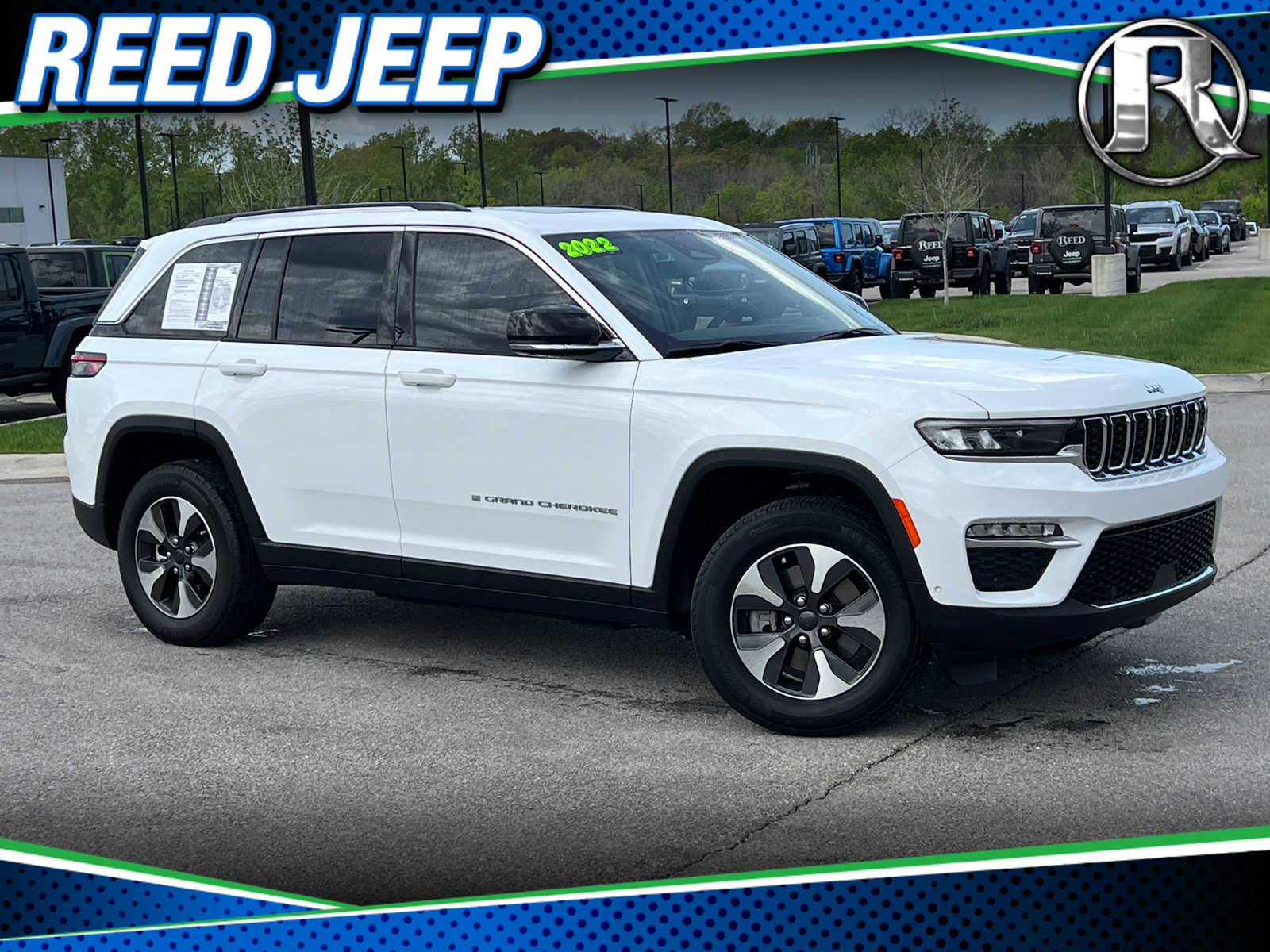 2022 Jeep Grand Cherokee Limited 4xe photo 2