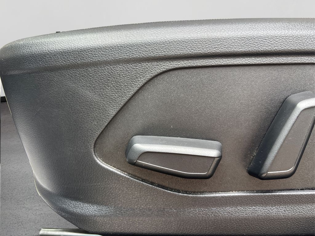 2025 Hyundai Tucson SEL photo 28