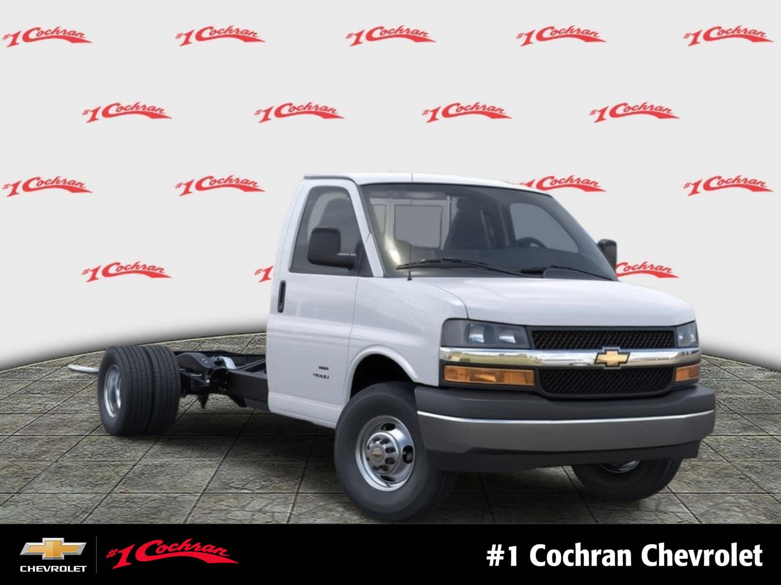 2025 Chevrolet Express Cutaway Base's photo