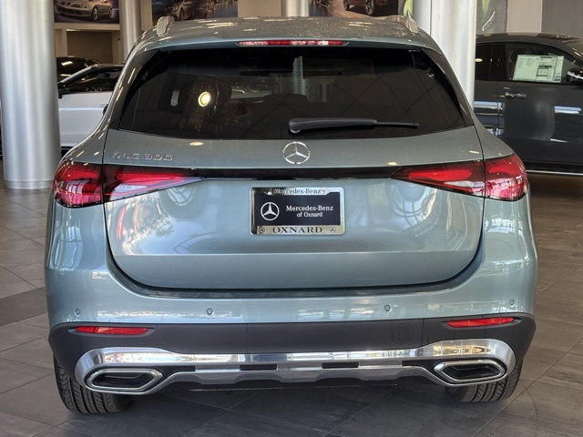 2026 Mercedes Benz GLC 300 photo 4