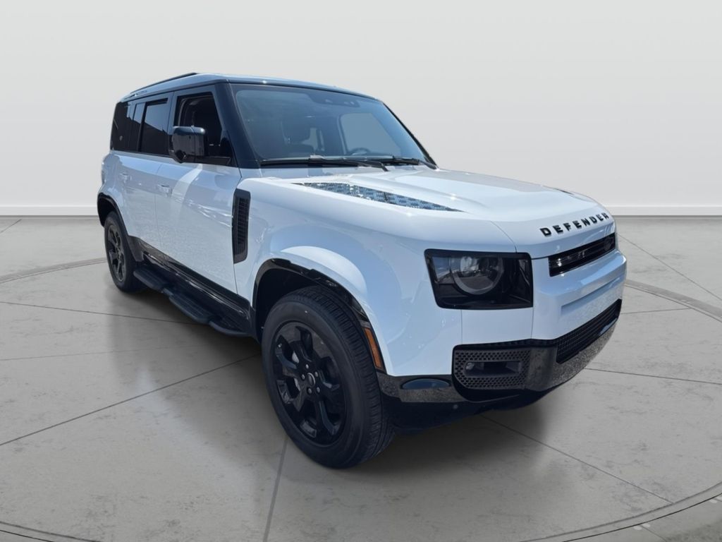 2024 Land Rover Defender X-Dynamic SE's photo