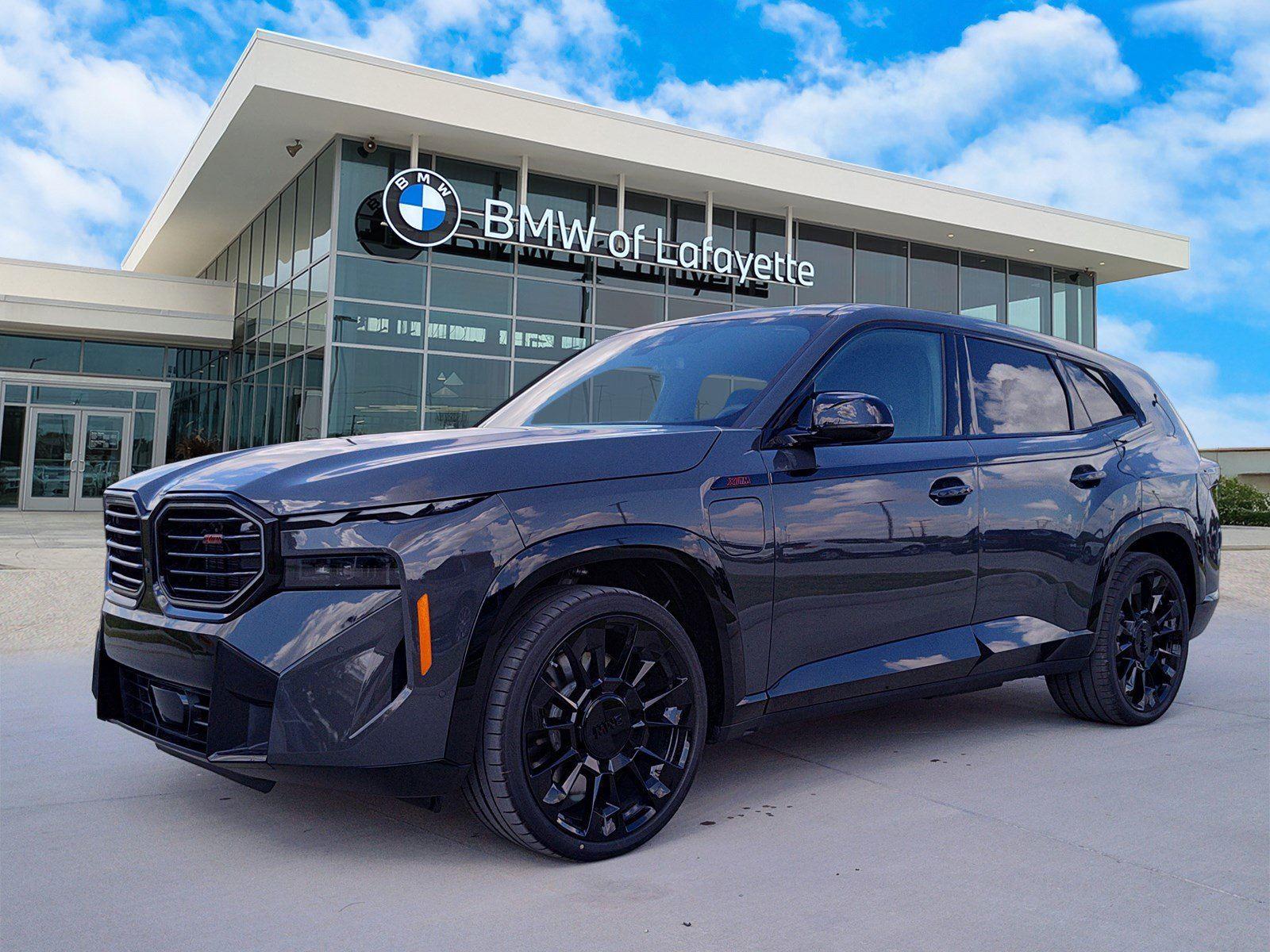 2026 BMW XM Base's photo