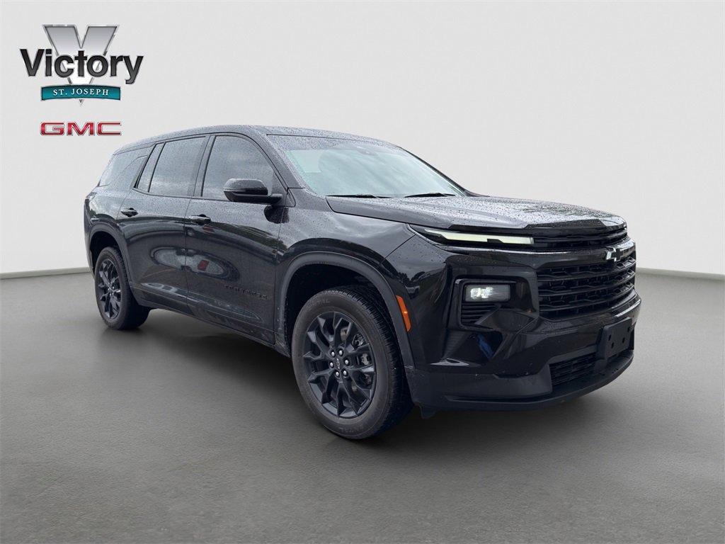 2024 Chevrolet Traverse LS photo 23