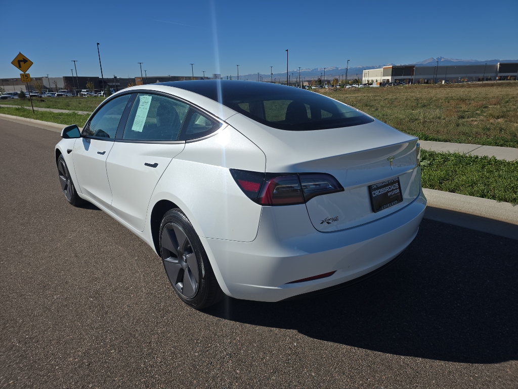 2023 Tesla Model 3 photo 3