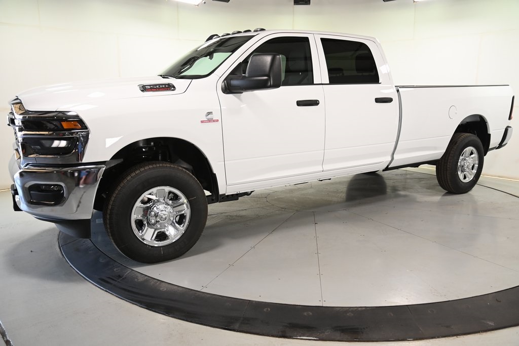 2026 Ram 3500 Tradesman photo 4