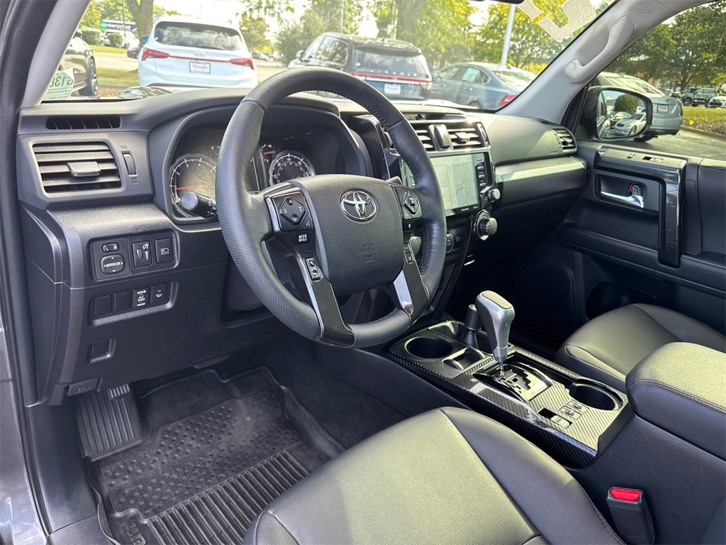2023 Toyota 4Runner TRD Off-Road photo 16