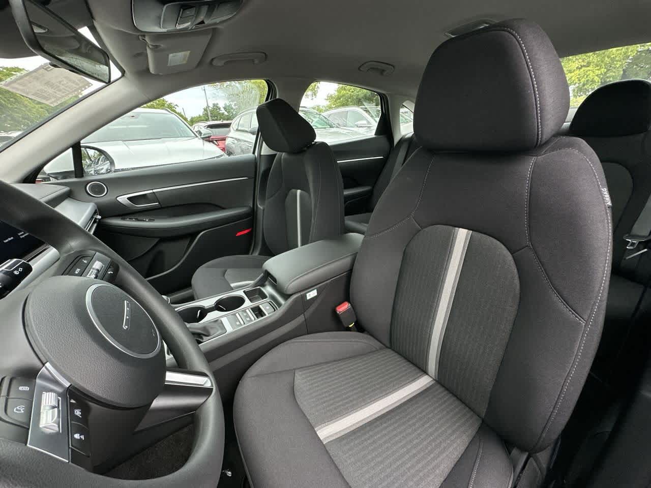 2026 Hyundai Sonata SE photo 13