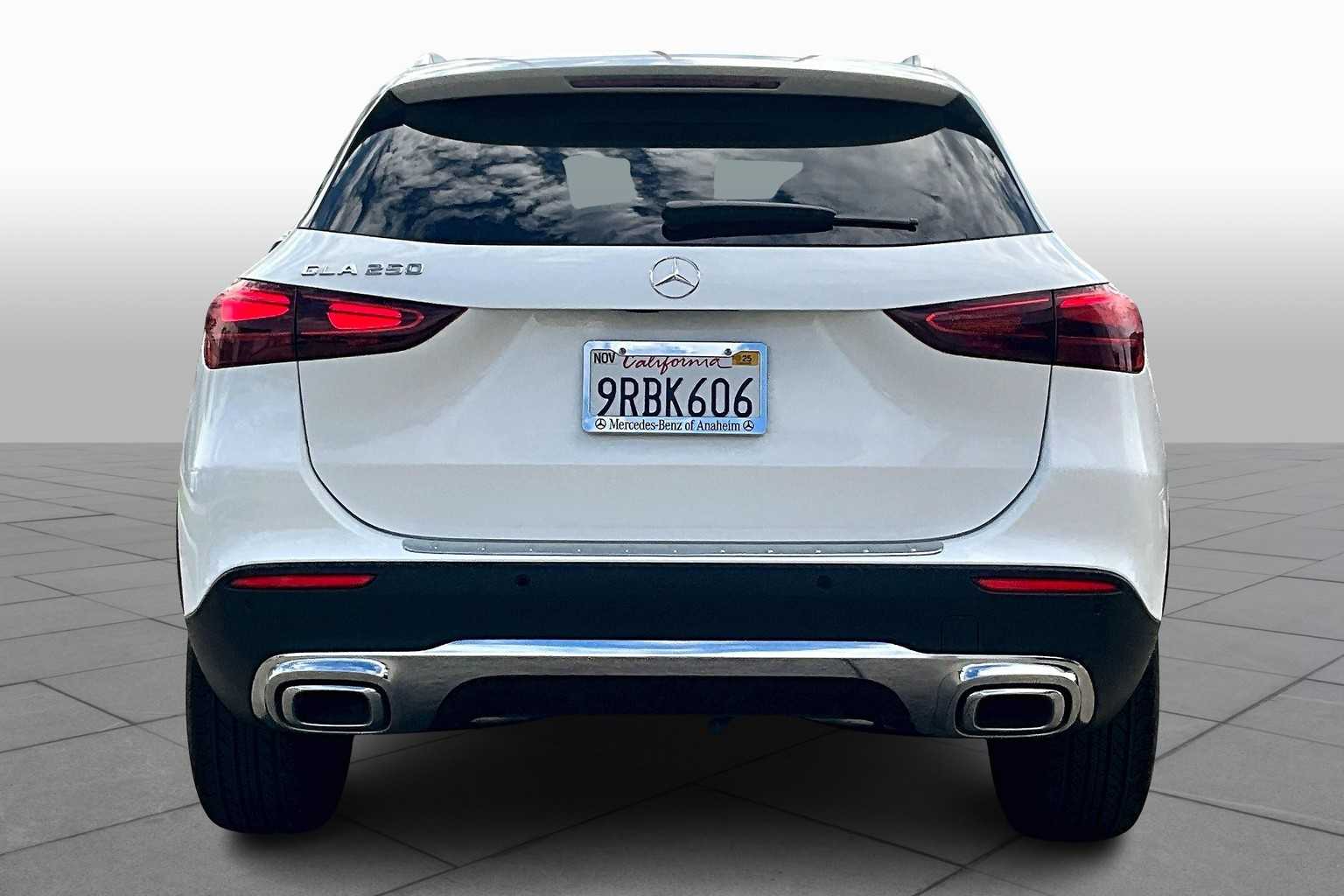2025 Mercedes Benz GLA 250 photo 4