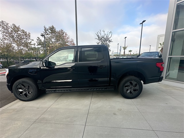 2025 Ford F-150 XLT photo 4