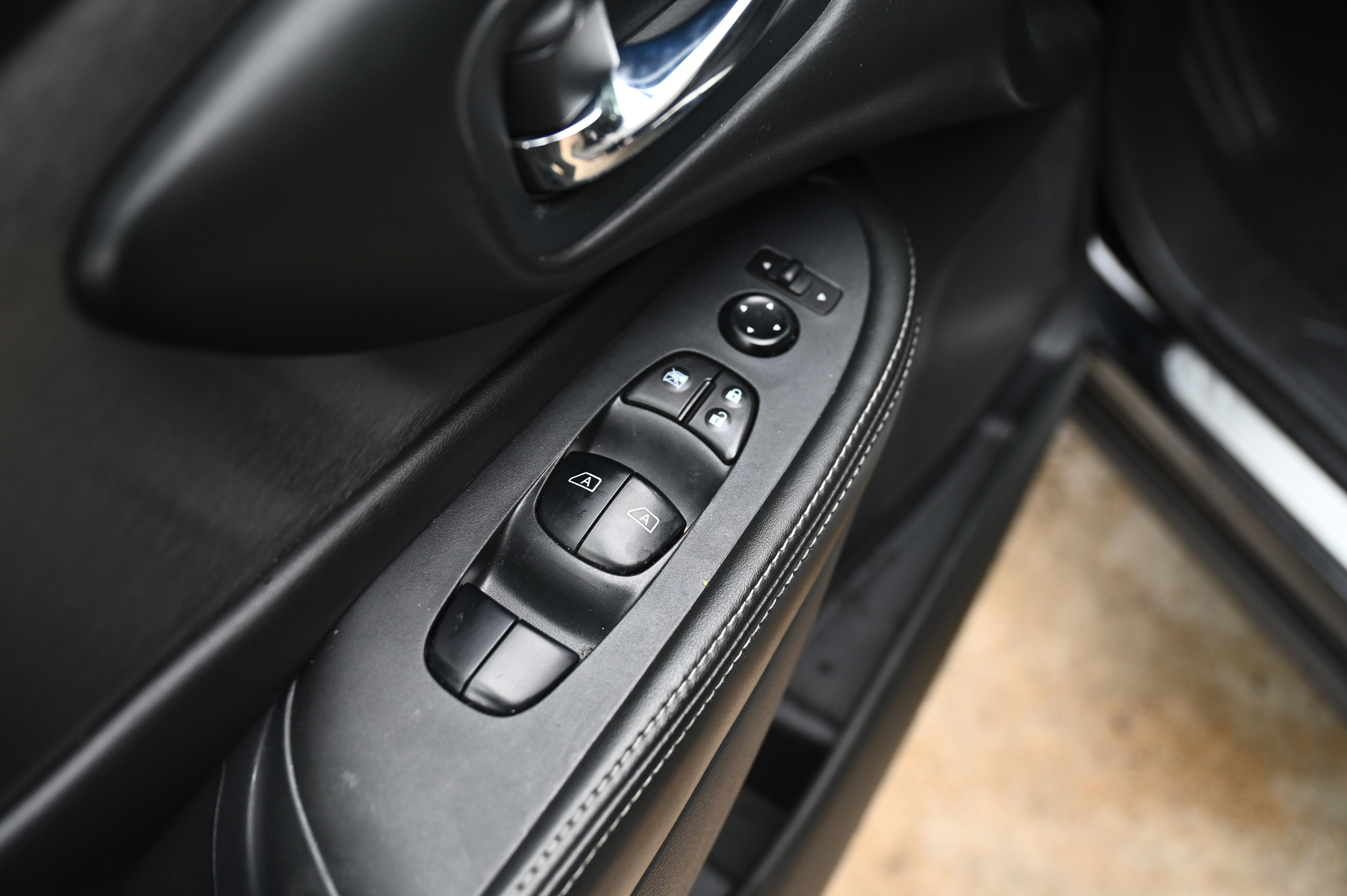 2020 Nissan Murano SV photo 4