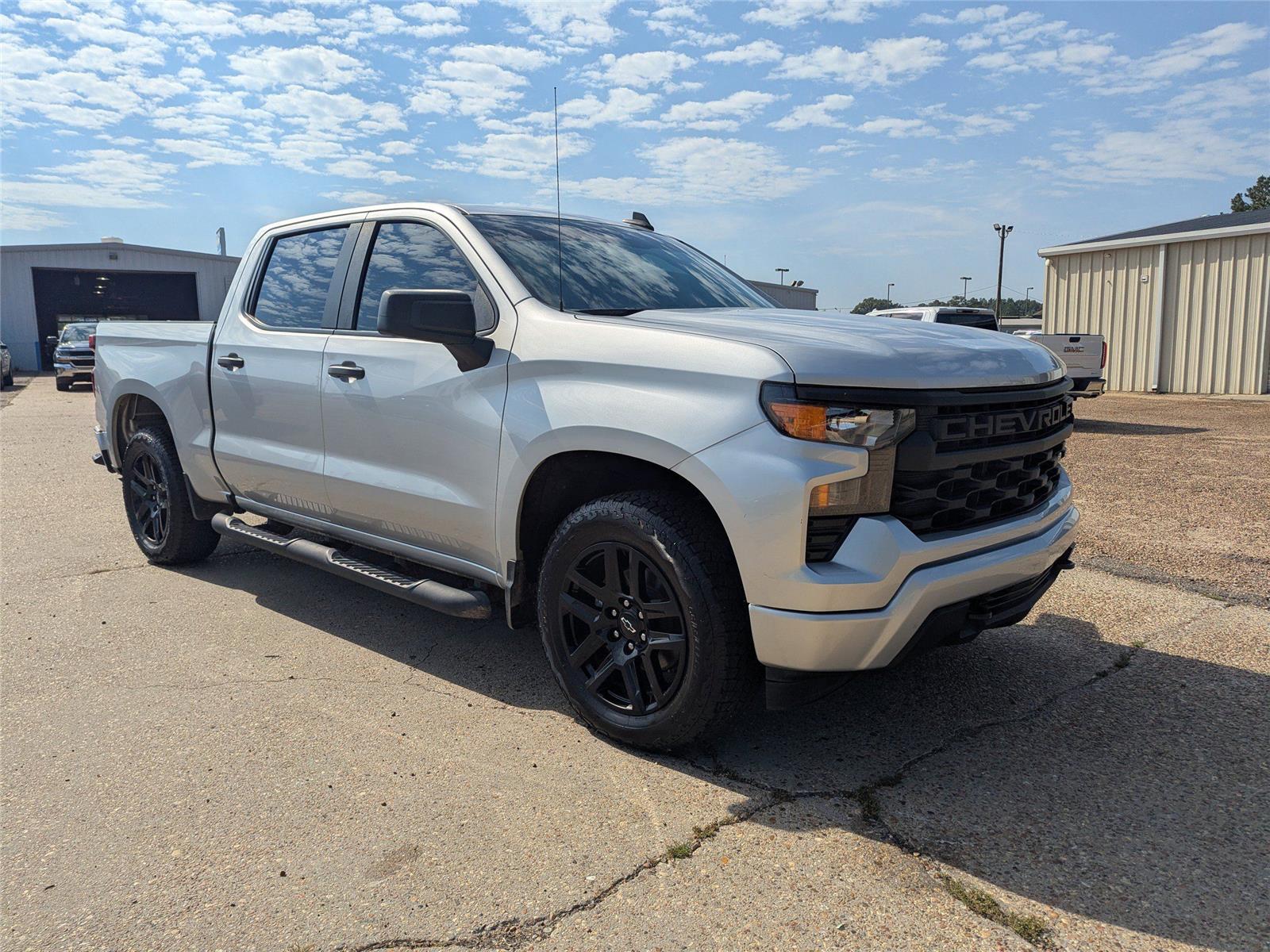 2022 Chevrolet Silverado 1500 Custom photo 7