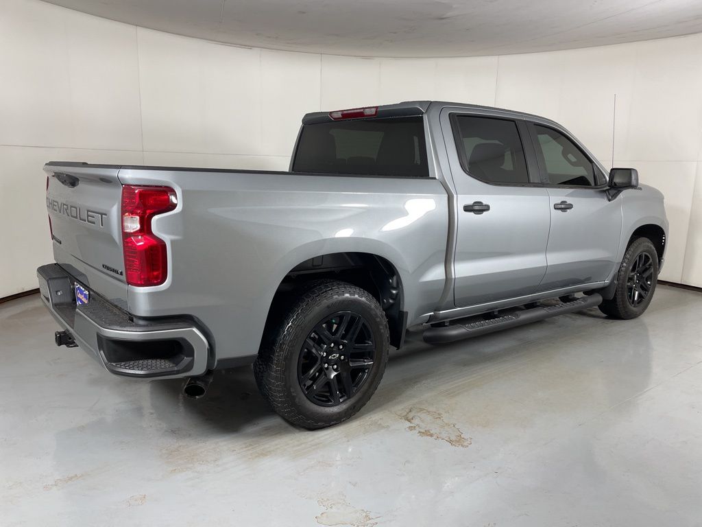 2025 Chevrolet Silverado 1500 Custom photo 7