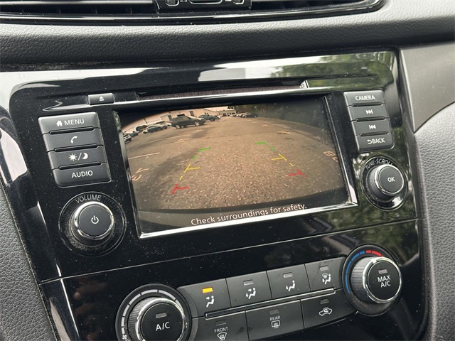 2021 Nissan Rogue Sport SV photo 17