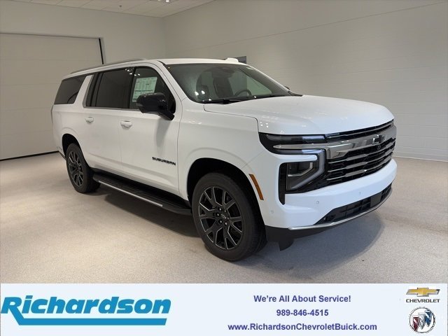 2026 Chevrolet Suburban LT's photo