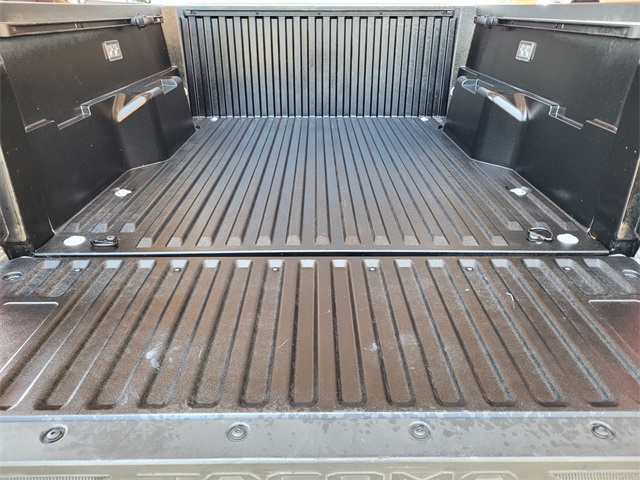 2024 Toyota Tacoma SR5 photo 33
