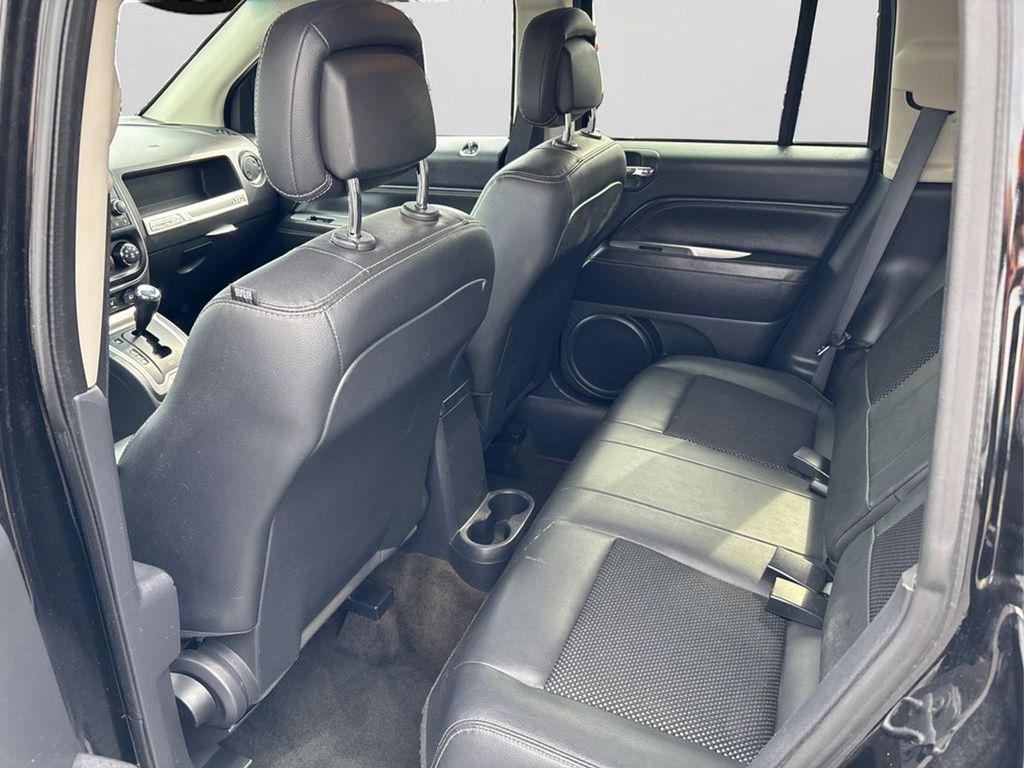 2017 Jeep Compass Latitude photo 10