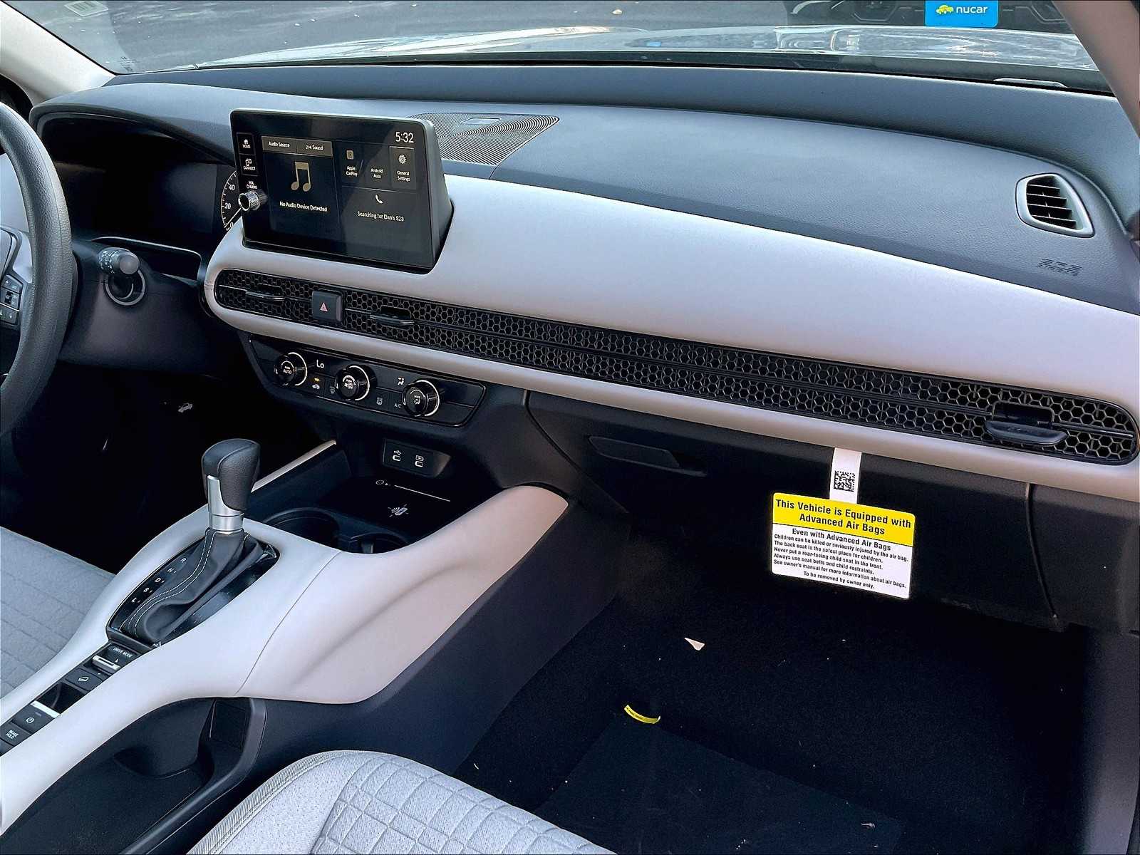 2026 Honda HR-V LX photo 9