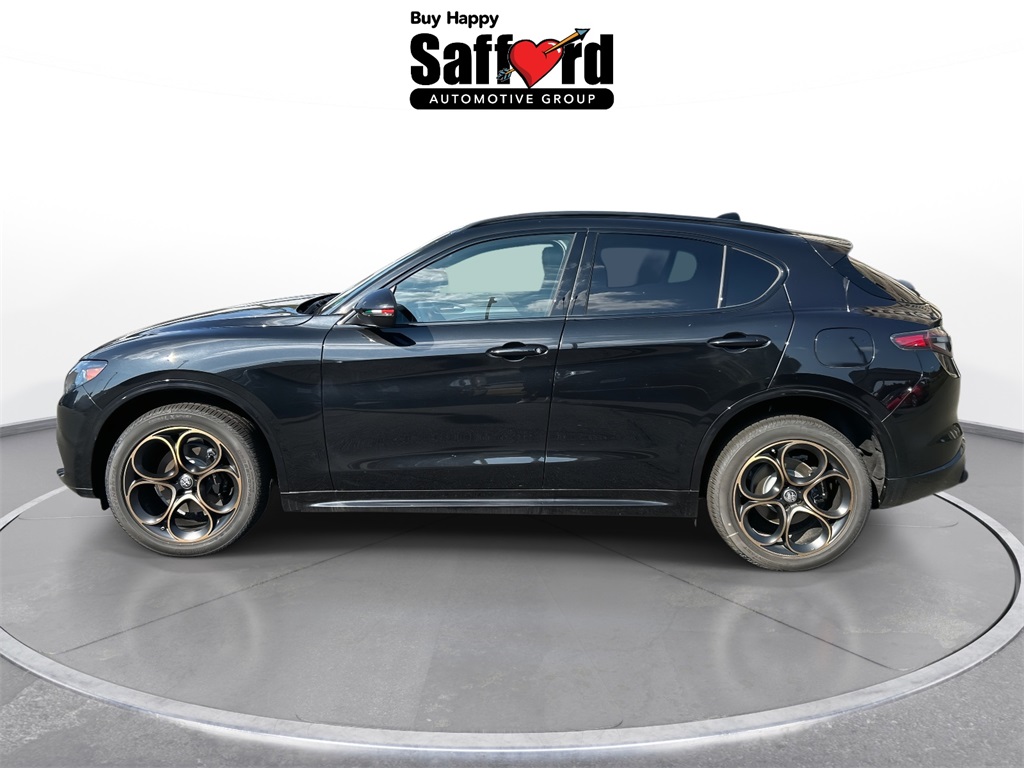 2025 Alfa Romeo Stelvio Sprint Base photo 5