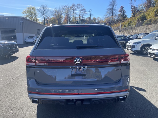 2026 Volkswagen Atlas Peak Edition SE photo 3