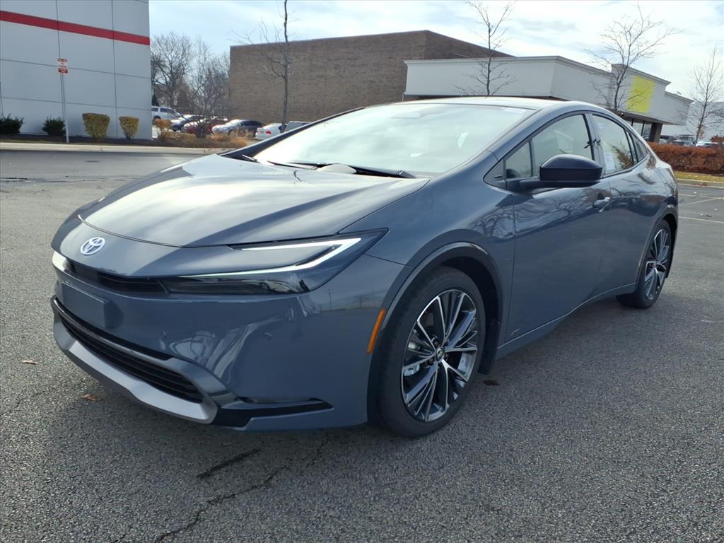 2026 Toyota Prius XLE's photo