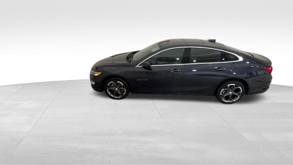 2023 Chevrolet Malibu 1LT photo 4