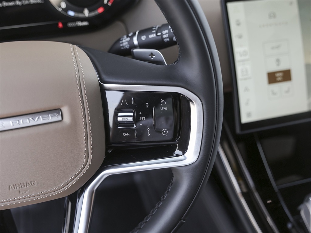 2025 Land Rover Range Rover Sport SE photo 15