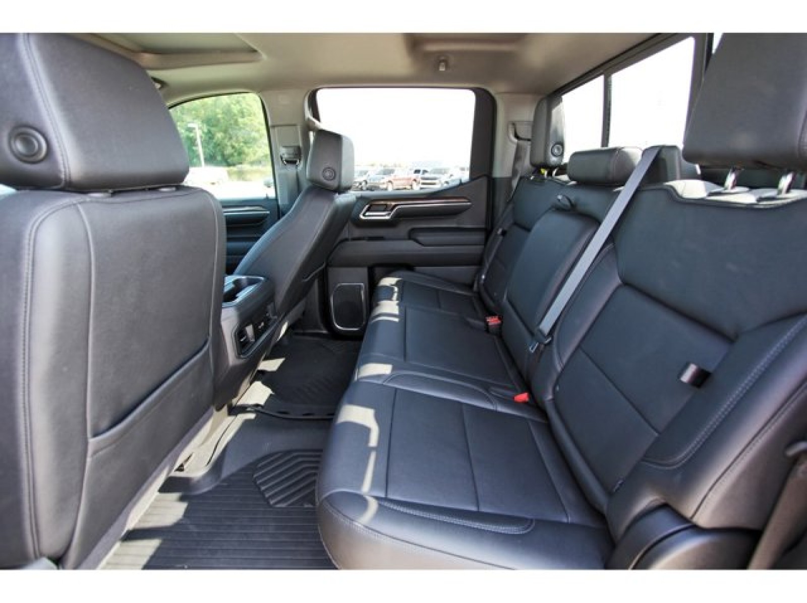 2024 Chevrolet Silverado 1500 LT Trail Boss - 10