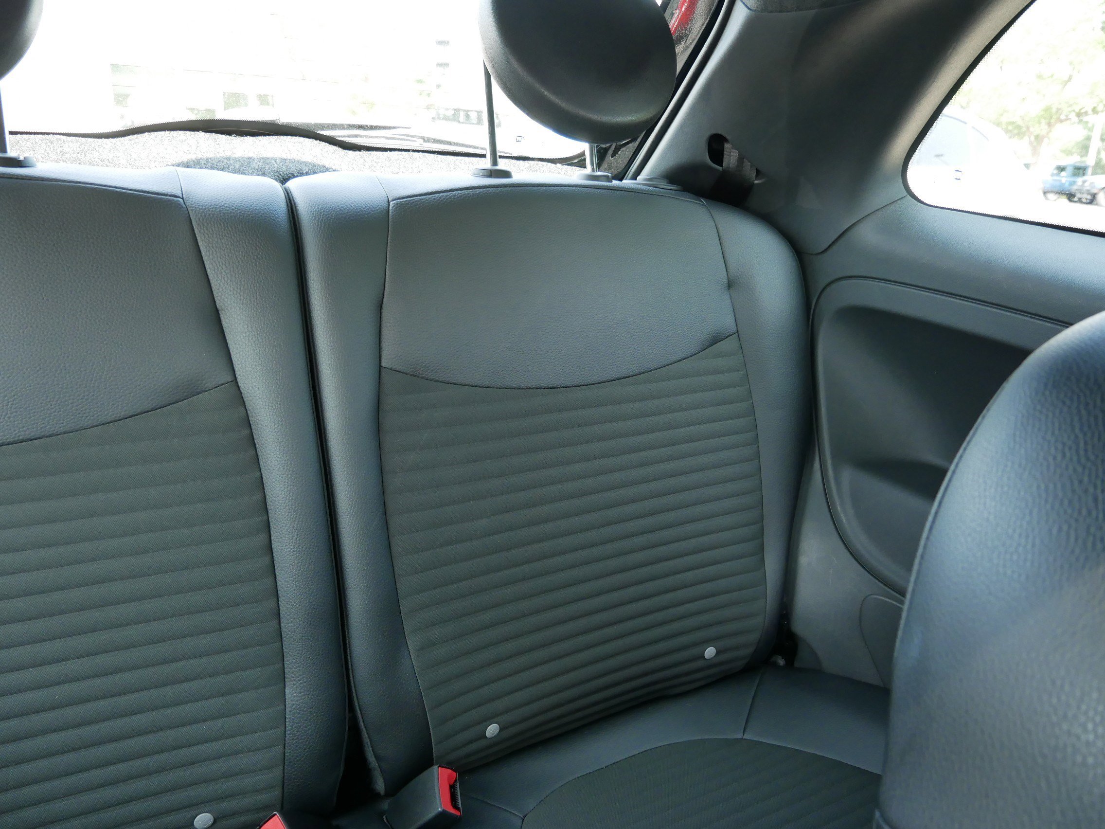 2015 Fiat 500 Sport photo 14